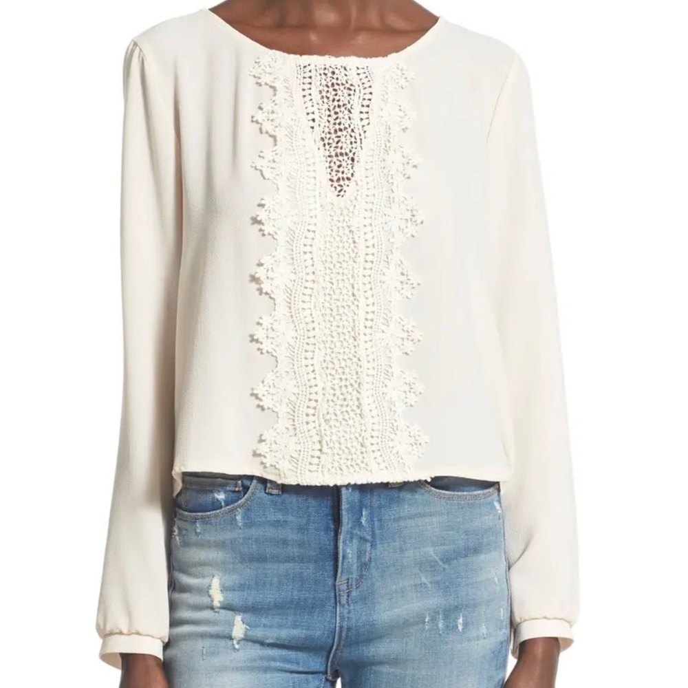 ASTR Crochet Detail Long Sleeve Top